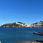 Silvia Santa Mari Ponza